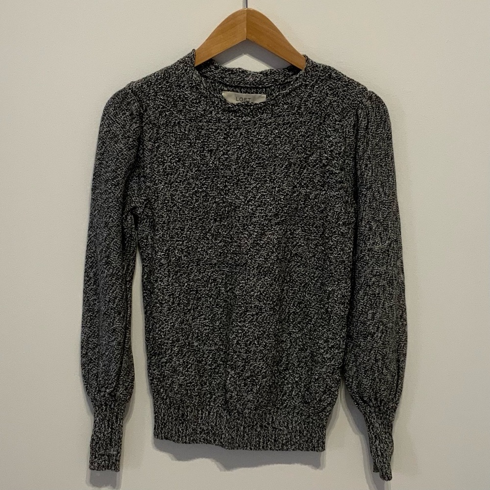 LOFT Men's Black and White Crewneck Sweater